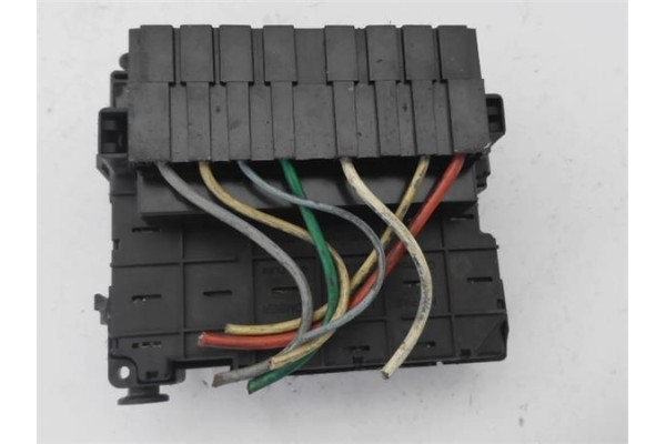 Recambio de caja fusibles/rele para peugeot 307 break / sw (s1) 1.6 hdi 110 referencia OEM IAM 9657608780 51121591 