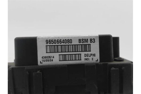 Recambio de caja fusibles/rele para peugeot 307 (3a/c) 1.6 hdi 110 referencia OEM IAM 9650664080 43803514 