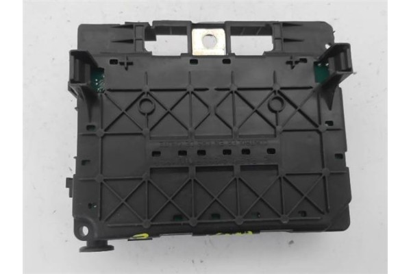 Recambio de centralita para citroen c3 1.4 hdi referencia OEM IAM 965061838000 T118470004L 