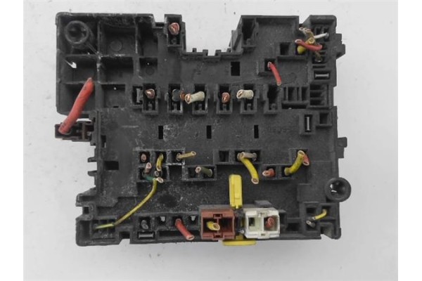 Recambio de caja fusibles/rele para citroen xsara coupe 2.0 hdi satisfaction referencia OEM IAM 9628024480 115590404 