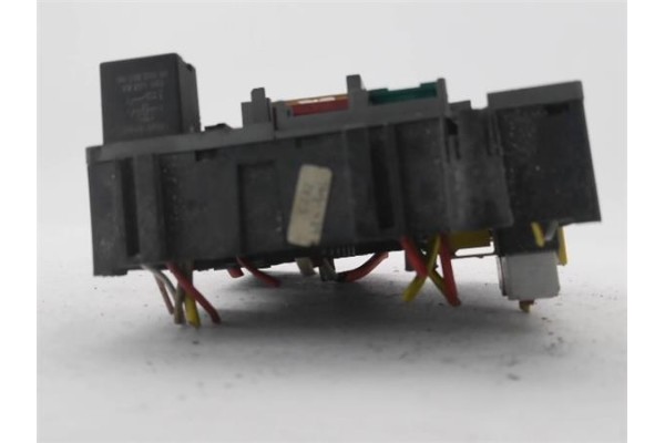 Recambio de caja fusibles/rele para citroen xsara coupe 2.0 hdi satisfaction referencia OEM IAM 9628024480 115590404 