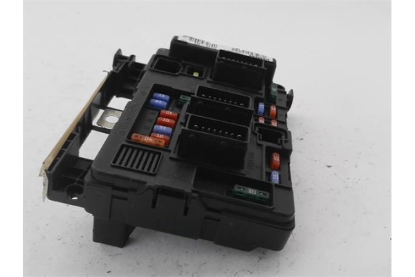 Recambio de centralita para citroen c3 1.4 hdi referencia OEM IAM 9650618380 T118470004L 