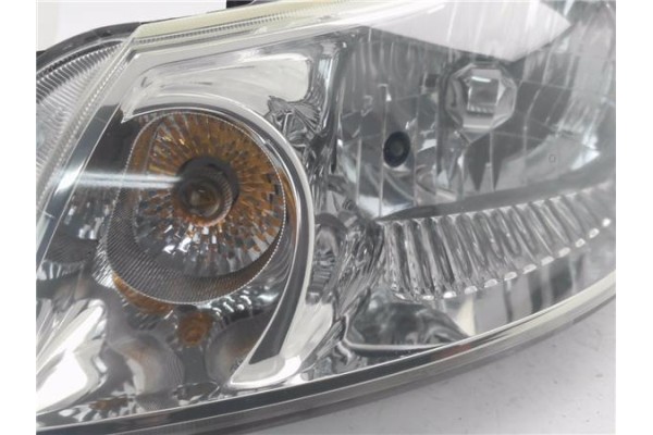 Recambio de faro delantero izquierdo para fiat sedici (189) 1.9 8v multijet dynamic referencia OEM IAM 10016684  