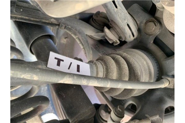 Recambio de palier trasero izquierdo para bmw serie 1 berlina (e81/e87) 2.0 118d referencia OEM IAM 33217533445  