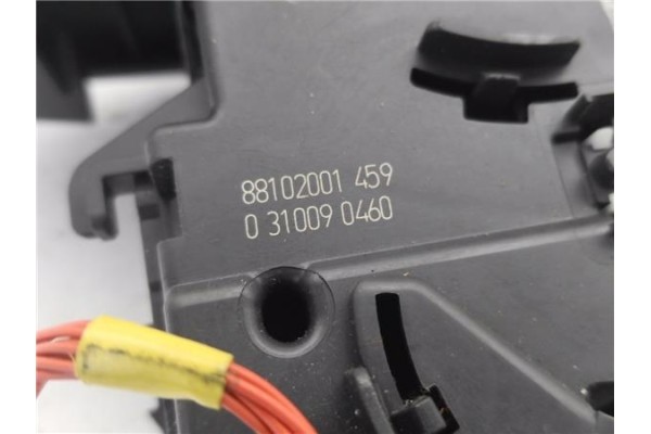 Recambio de mando intermitencia para renault clio iii 1.5 dci (c/br1g) referencia OEM IAM 88102001459 8201590638 