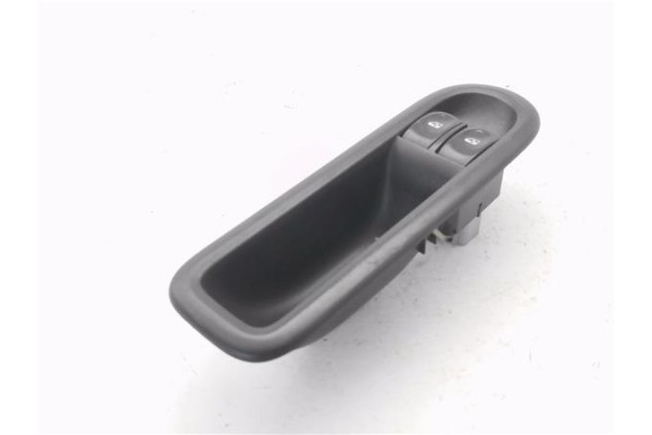 Recambio de mando elevalunas delantero izquierdo para renault clio iii 1.5 dci (c/br1g) referencia OEM IAM 8200356513  