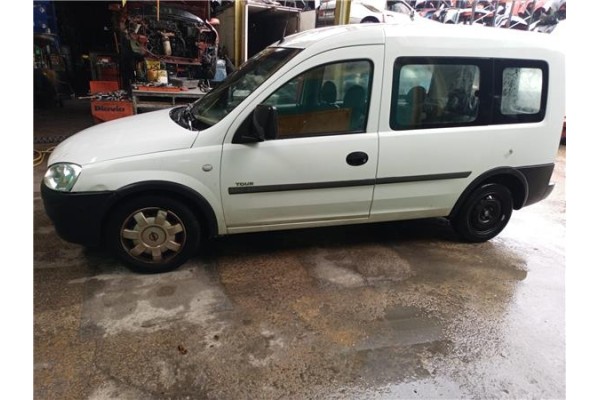 opel combo furgón/ranchera familiar del año 2003