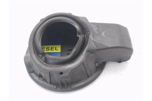 Recambio de tapa exterior combustible para peugeot 207 1.6 hdi referencia OEM IAM 9680400480  