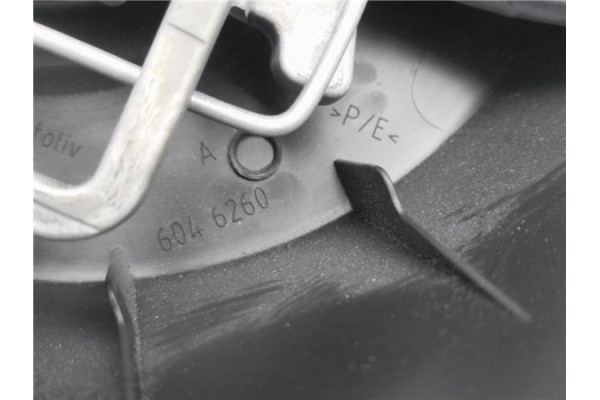 Recambio de volante para peugeot 207 1.6 hdi referencia OEM IAM 6046260 6045458 