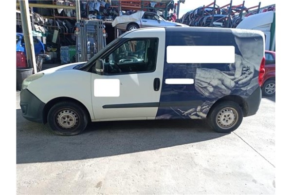 opel combo d del año 2016