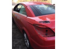 Recambio de puerta delantero izquierda para opel astra h twintop 1.6 referencia OEM IAM   