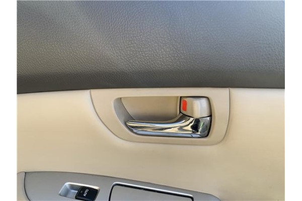Recambio de manilla int. puerta trasero derecha para lexus rx (mcu_) 400h referencia OEM IAM 6920748010A0  