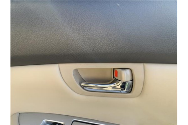 Recambio de manilla int. puerta trasero derecha para lexus rx (mcu_) 400h referencia OEM IAM 6920748010A0  