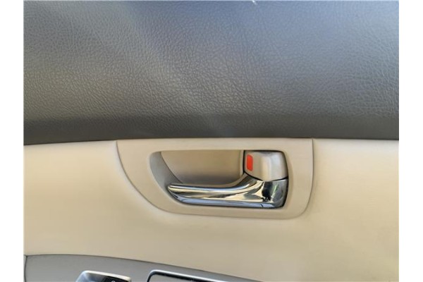 Recambio de manilla int. puerta trasero derecha para lexus rx (mcu_) 400h referencia OEM IAM 6920748010A0  
