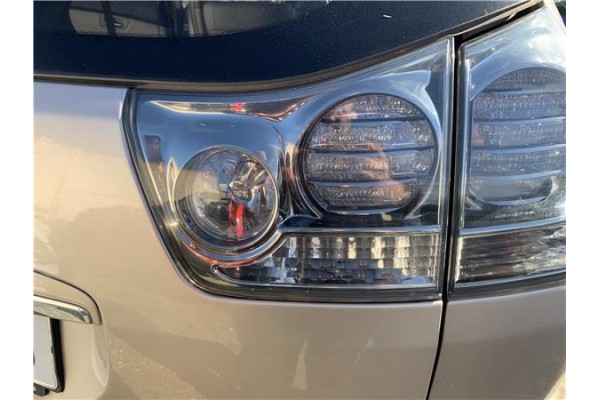 Recambio de piloto porton trasero derecho para lexus rx (mcu_) 400h referencia OEM IAM 8158148060 8158148061 