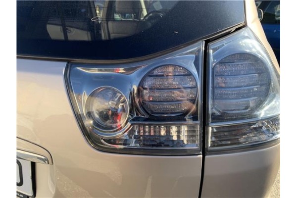 Recambio de piloto porton trasero derecho para lexus rx (mcu_) 400h referencia OEM IAM 8158148060 8158148061 