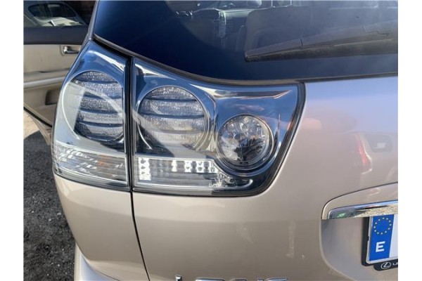 Recambio de piloto porton trasero izquierdo para lexus rx (mcu_) 400h referencia OEM IAM 8159148060 8159148061 