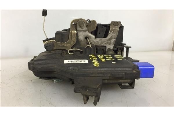 Recambio de cierre electromagnetico trasero izquierdo para skoda octavia berlina (1z3) 1.6 active referencia OEM IAM 7L0839015 A