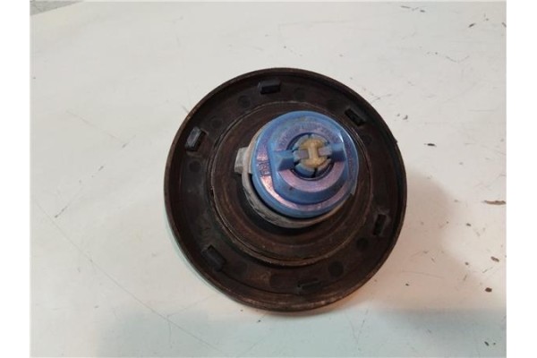 Recambio de tapon combustible para rover 100 (metro) (xp) 111 c/l/s referencia OEM IAM    Recambio de tapon combustible para rover 100 (metro) (xp) 111 c/l/s referencia OEM IAM