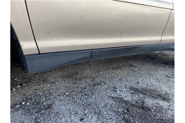 Recambio de spoiler talonera lat. izquierda para lexus rx (mcu_) 400h referencia OEM IAM 7586048010  