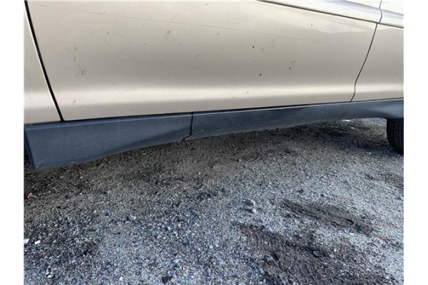 Recambio de spoiler talonera lat. izquierda para lexus rx (mcu_) 400h referencia OEM IAM 7586048010  