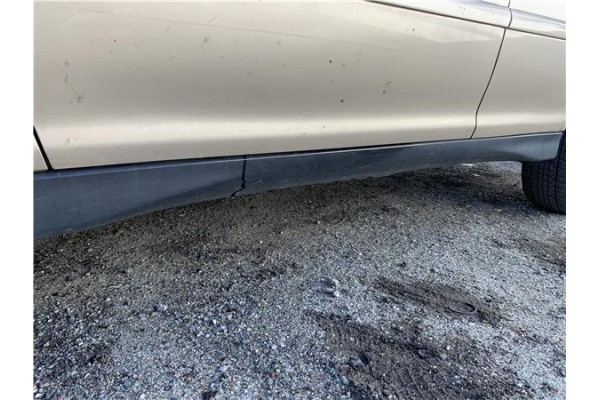 Recambio de spoiler talonera lat. izquierda para lexus rx (mcu_) 400h referencia OEM IAM 7586048010  