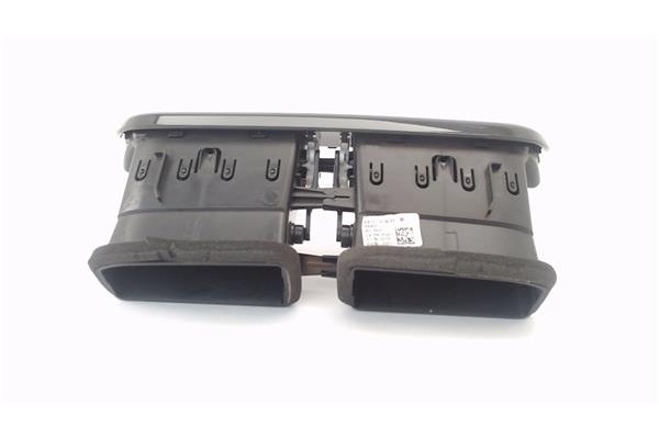 Recambio de rejilla entrada de aire para jaguar f-pace 2.0 r-sport awd referencia OEM IAM GX73014L21A HK83014L21C 