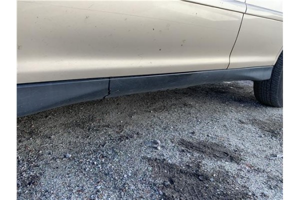 Recambio de spoiler talonera lat. izquierda para lexus rx (mcu_) 400h referencia OEM IAM 7586048010  