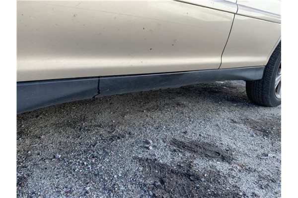 Recambio de spoiler talonera lat. izquierda para lexus rx (mcu_) 400h referencia OEM IAM 7586048010  