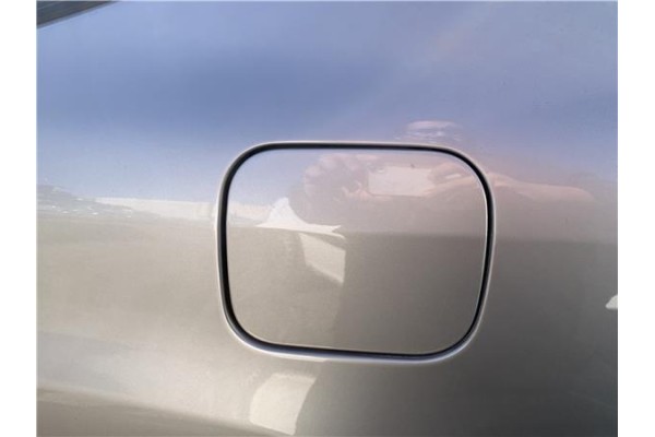 Recambio de tapa exterior combustible para lexus rx (mcu_) 400h referencia OEM IAM 7735048040 7735048041 