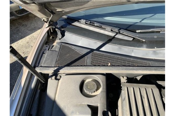 Recambio de torpedo para lexus rx (mcu_) 400h referencia OEM IAM 5570848041 5570848042 