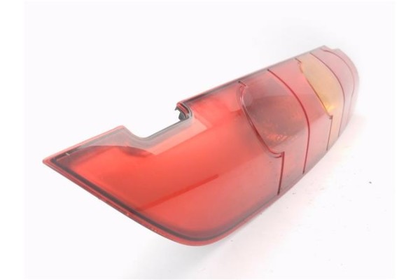 Recambio de piloto trasero izquierdo para renault kangoo i (f/kc0) 1.2 authentique referencia OEM IAM 8200103284  