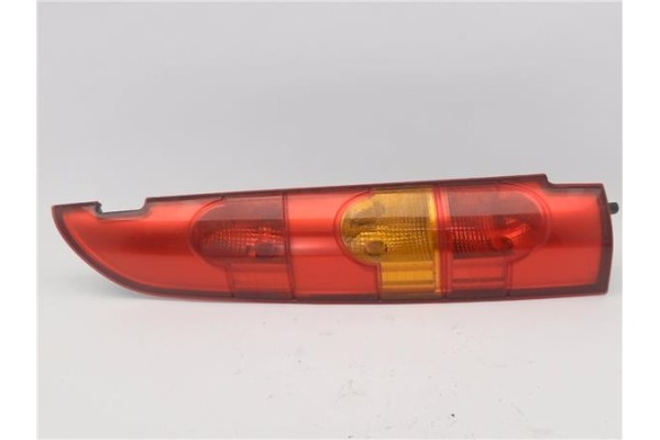 Recambio de piloto trasero izquierdo para renault kangoo i (f/kc0) 1.2 authentique referencia OEM IAM 8200103284  