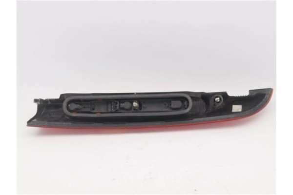 Recambio de piloto trasero izquierdo para renault kangoo i (f/kc0) 1.2 authentique referencia OEM IAM 8200103284  