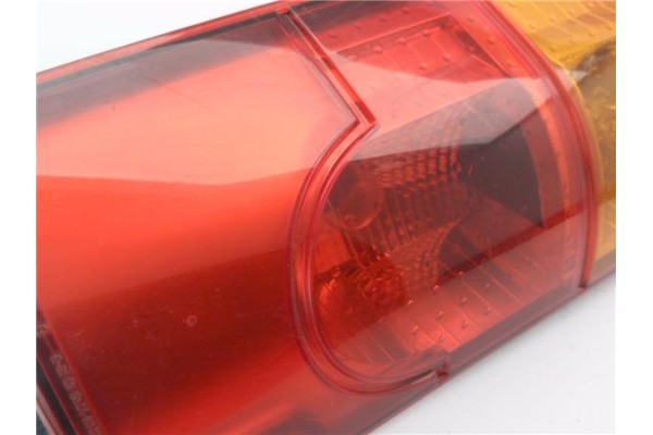 Recambio de piloto trasero izquierdo para renault kangoo i (f/kc0) 1.2 authentique referencia OEM IAM 8200103284  