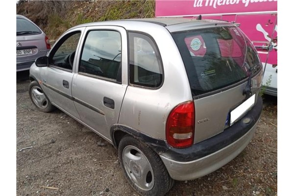 opel corsa b del año 1998