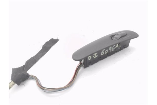 Recambio de mando elevalunas delantero izquierdo para opel vectra b berlina 2.0 dti 16v referencia OEM IAM 4953312  