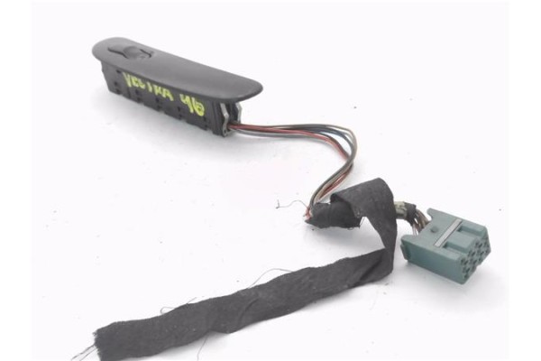 Recambio de mando elevalunas delantero izquierdo para opel vectra b berlina 2.0 dti 16v referencia OEM IAM 4953312  