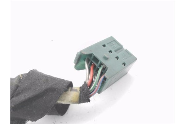 Recambio de mando elevalunas delantero izquierdo para opel vectra b berlina 2.0 dti 16v referencia OEM IAM 4953312  