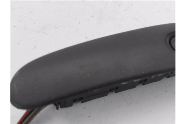 Recambio de mando elevalunas delantero izquierdo para opel vectra b berlina 2.0 dti 16v referencia OEM IAM 4953312  