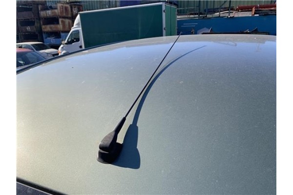 Recambio de antena electrica para peugeot partner tepee 1.6 premium referencia OEM IAM 6561SZ 6561ST 