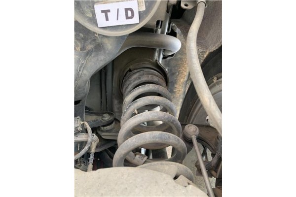 Recambio de muelle derecho suspension trasero para jaguar f-pace 2.0 r-sport awd referencia OEM IAM T4A2354 HK835534CC 