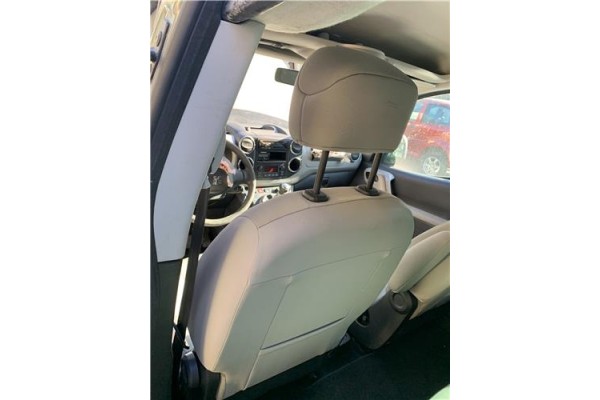 Recambio de asiento delantero izquierdo para peugeot partner tepee 1.6 premium referencia OEM IAM 8906TW  