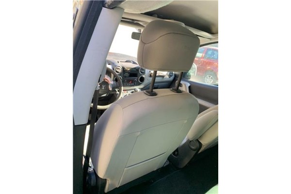 Recambio de asiento delantero izquierdo para peugeot partner tepee 1.6 premium referencia OEM IAM 8906TW  