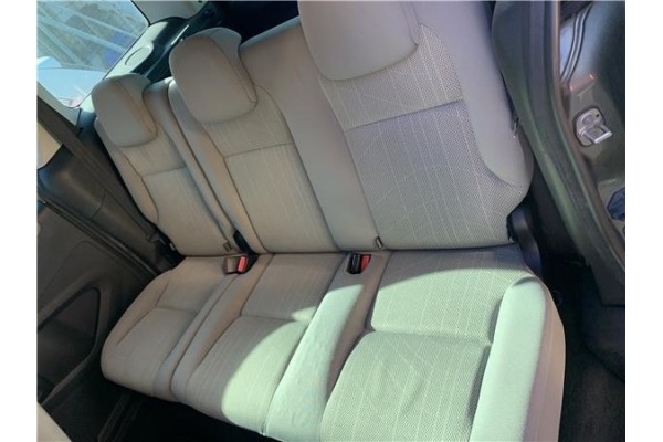 Recambio de asientos traseros para peugeot partner tepee 1.6 premium referencia OEM IAM 8906RL 8906RN 