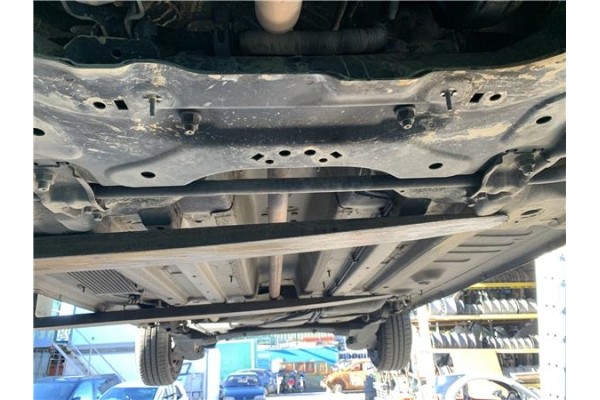 Recambio de barra estabilizadora delantero para peugeot partner tepee 1.6 premium referencia OEM IAM 5081P1  