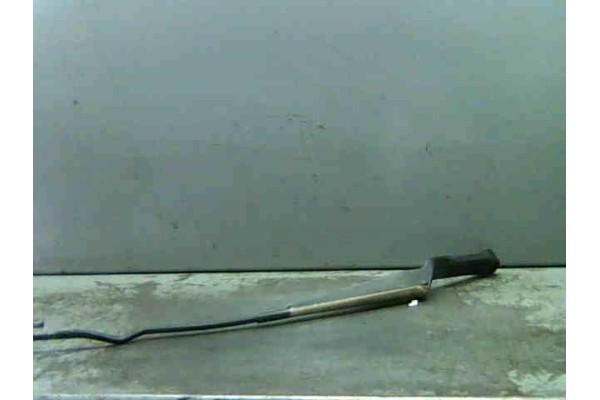 Recambio de brazo limpiaparabrisas delantero para volkswagen golf iii berlina (1h1)(1991) 2.0 referencia OEM IAM   