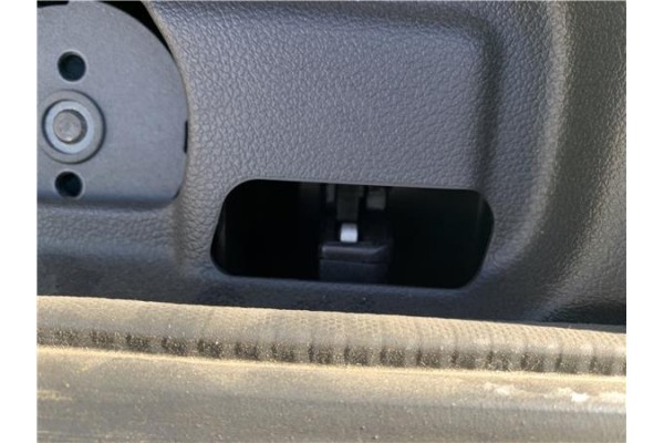 Recambio de cerradura porton para peugeot partner tepee 1.6 premium referencia OEM IAM 8719G8  