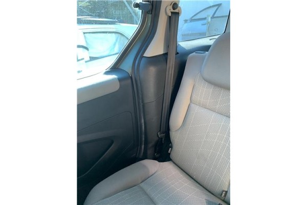 Recambio de cinturon seguridad trasero derecho para peugeot partner tepee 1.6 premium referencia OEM IAM 8975W3 8975QT 