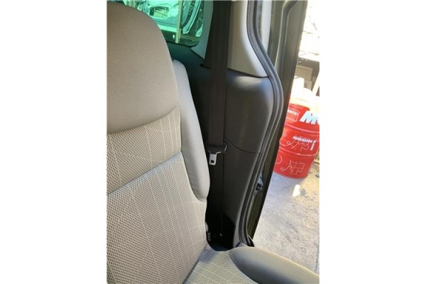 Recambio de cinturon seguridad trasero izquierdo para peugeot partner tepee 1.6 premium referencia OEM IAM 8975QS  